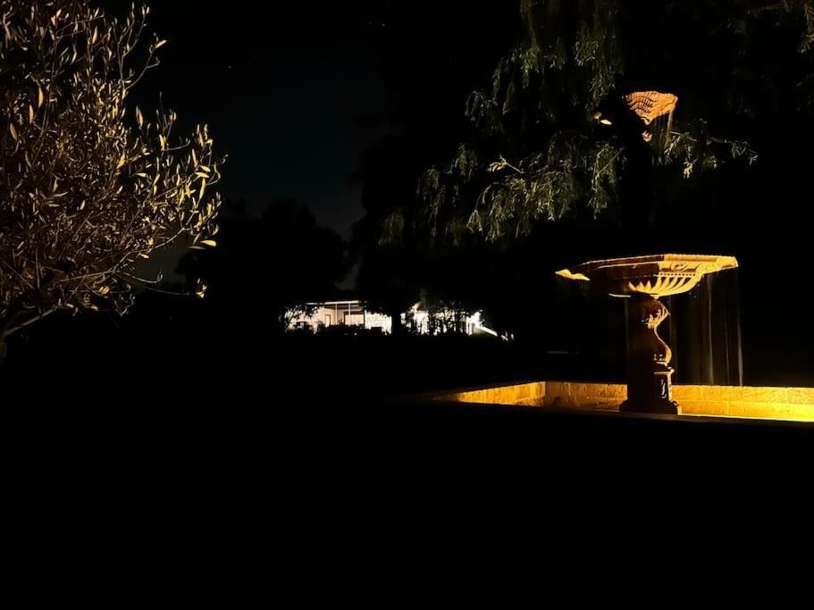 Villa Des Jacinthes Tarascon Bagian luar foto
