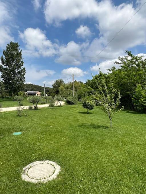 Villa Des Jacinthes Tarascon Bagian luar foto