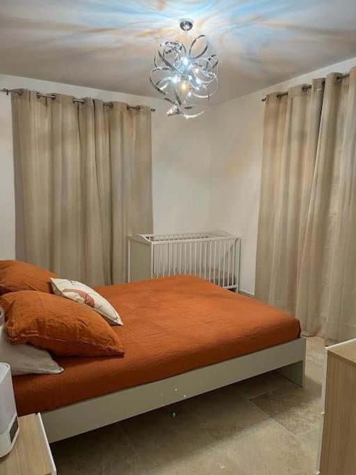Villa Des Jacinthes Tarascon Bagian luar foto