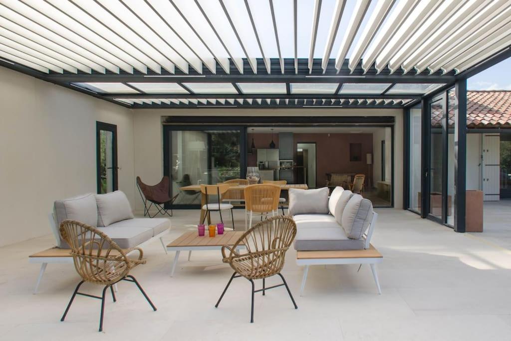 Villa Des Jacinthes Tarascon Bagian luar foto