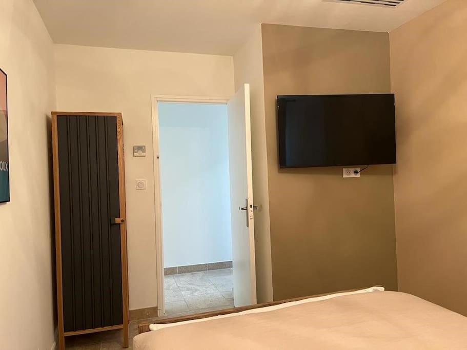 Villa Des Jacinthes Tarascon Bagian luar foto